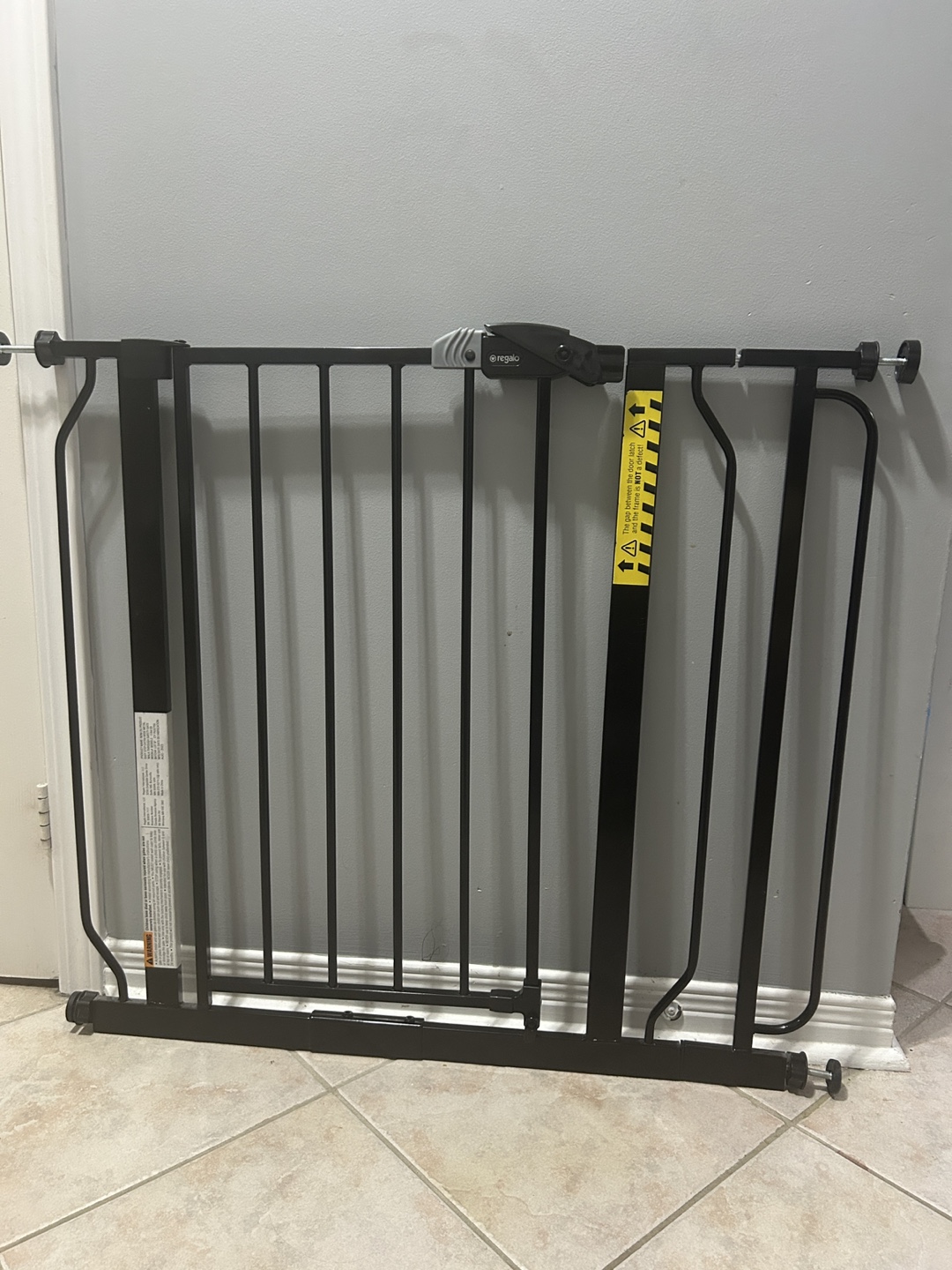 Child Safety Gate - photo 3