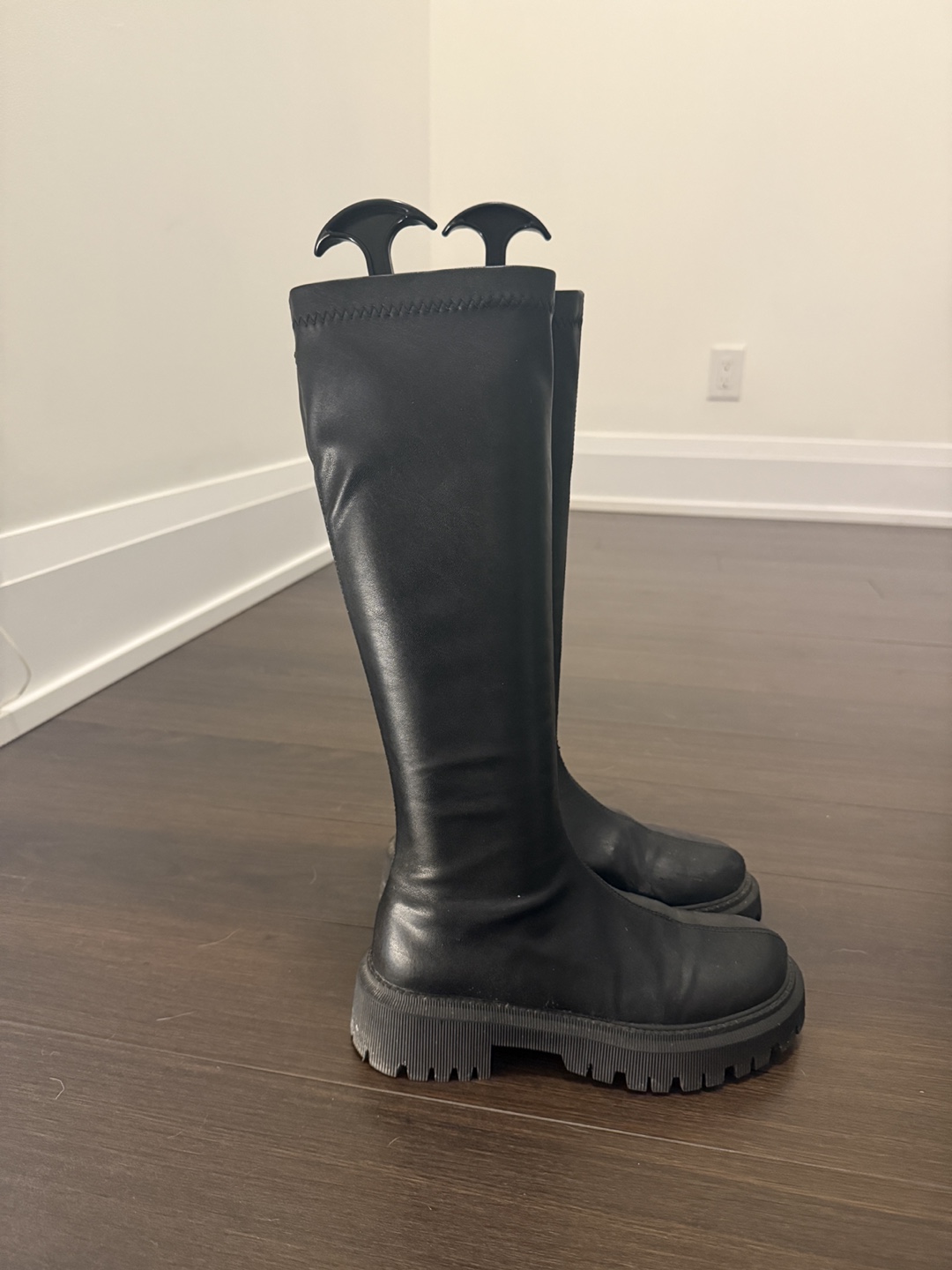Black Leather Boots size 36 - photo 2