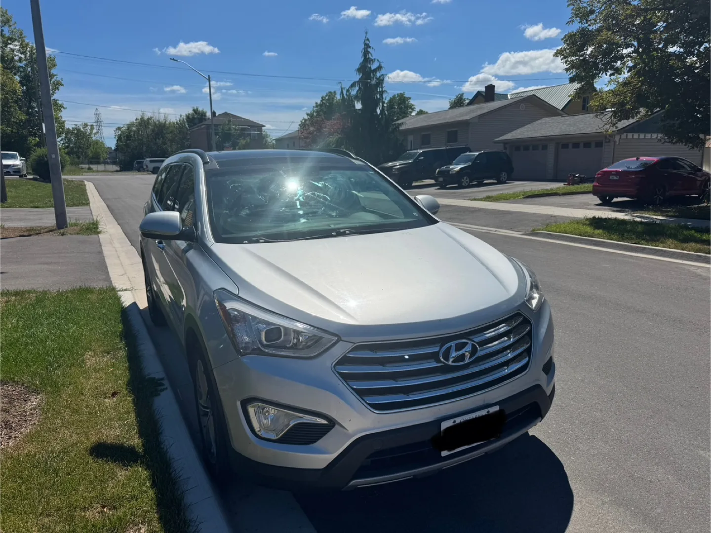 2015 Hyundai Santa Fe XL – V6 AWD – 7-Seater Family SUV image indicator(5)