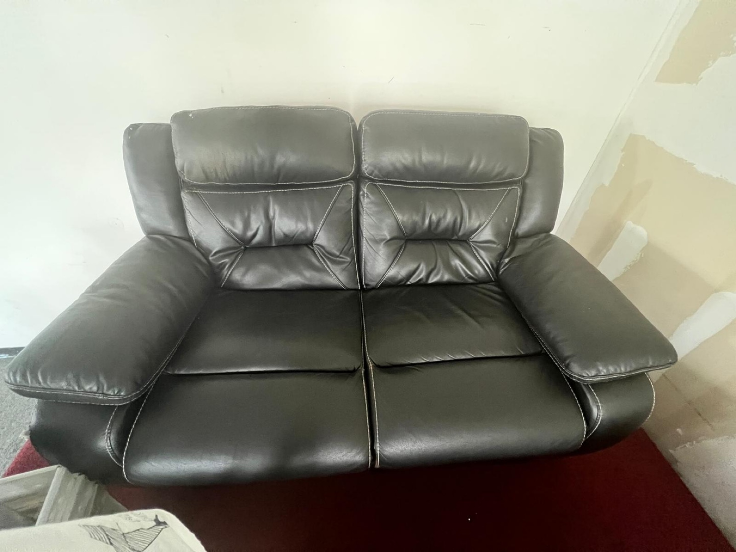 Black Leather Reclining Loveseat - photo 4