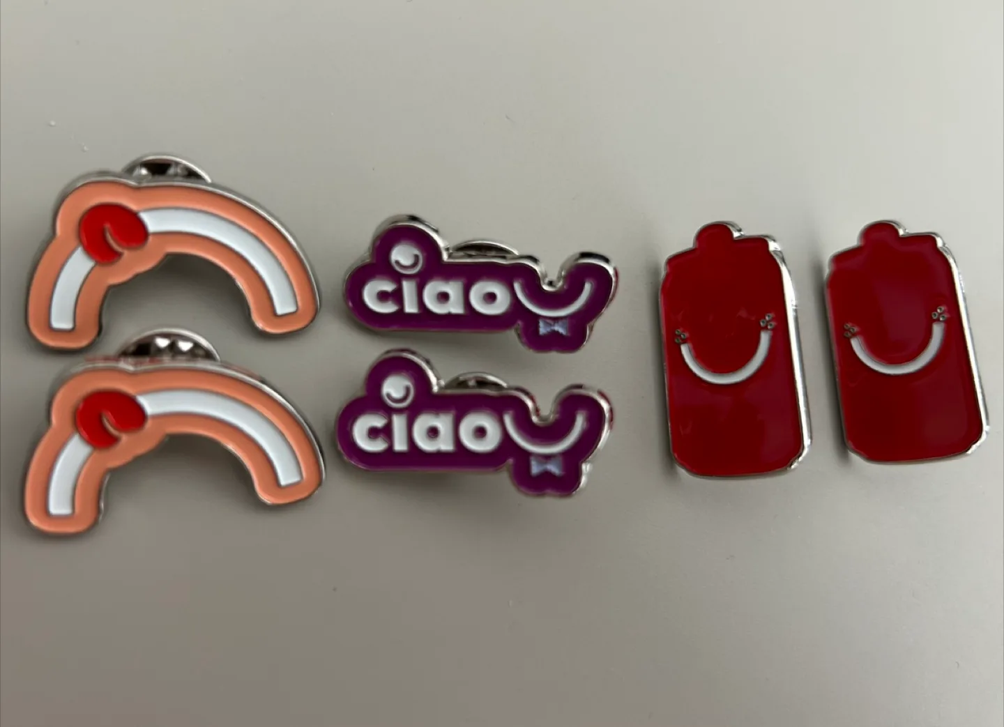 Brooche and collar pins bundle image indicator(9)