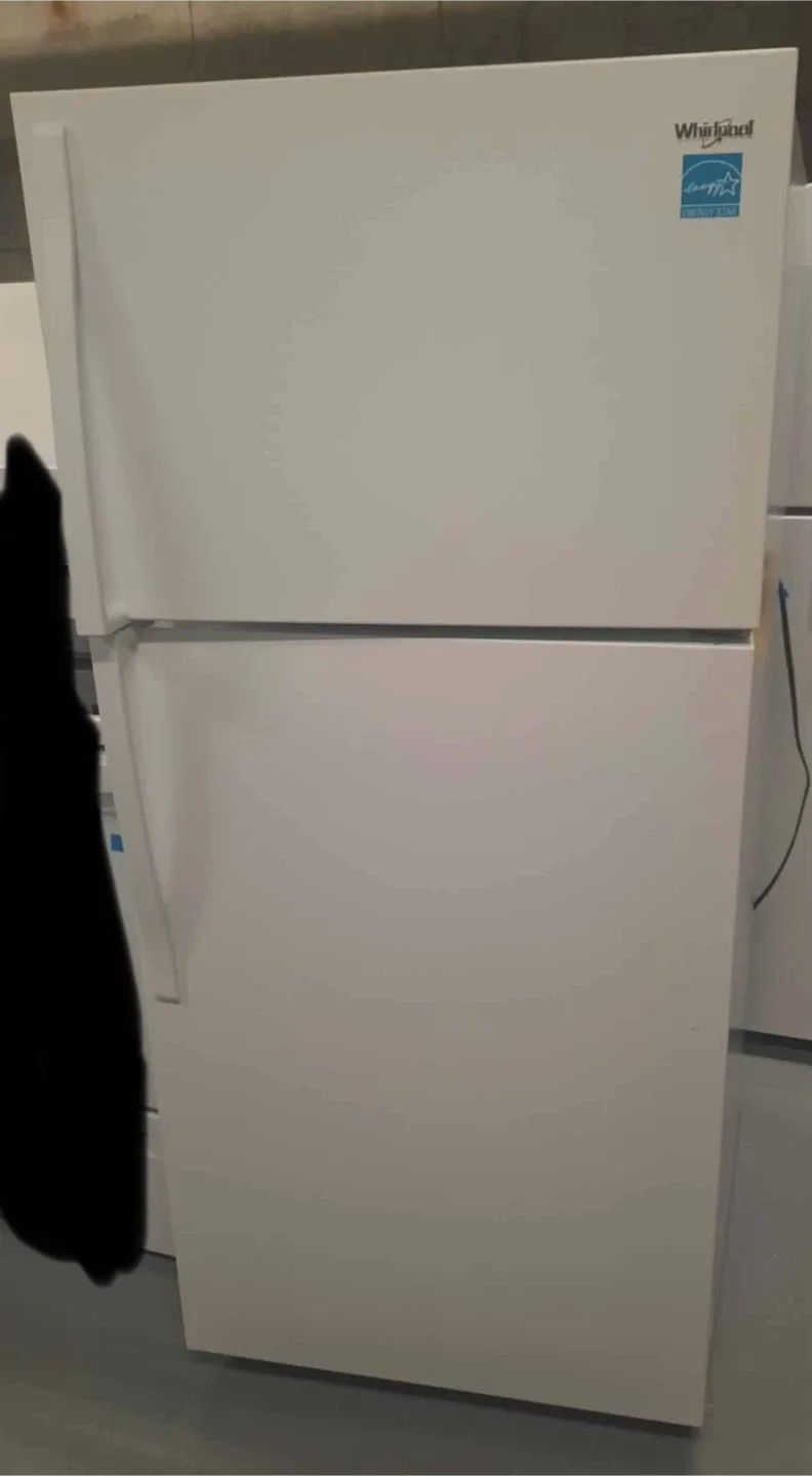 Whirlpool White Top Freezer Refrigerator