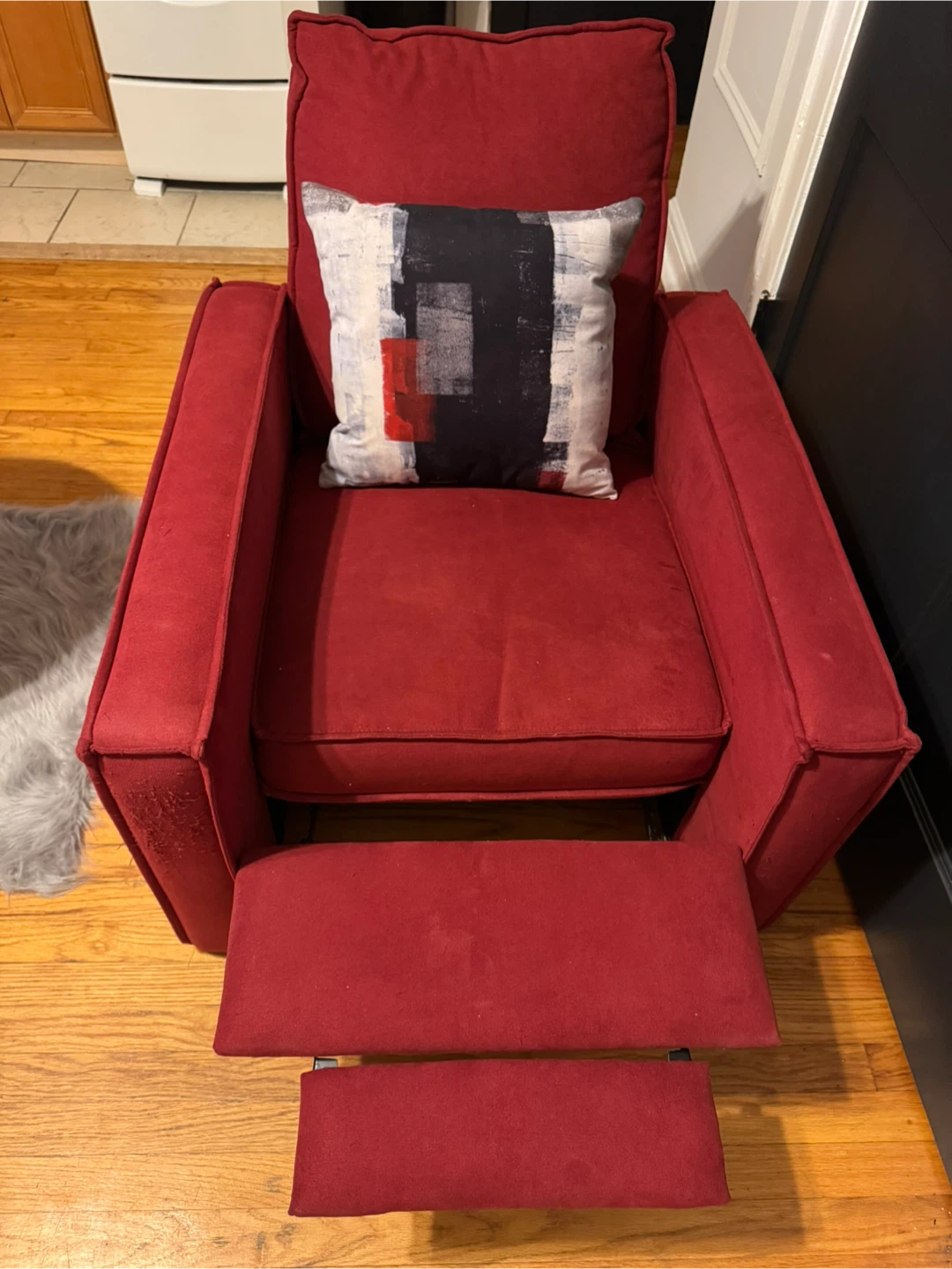 Red Armchair Recliner - photo 2