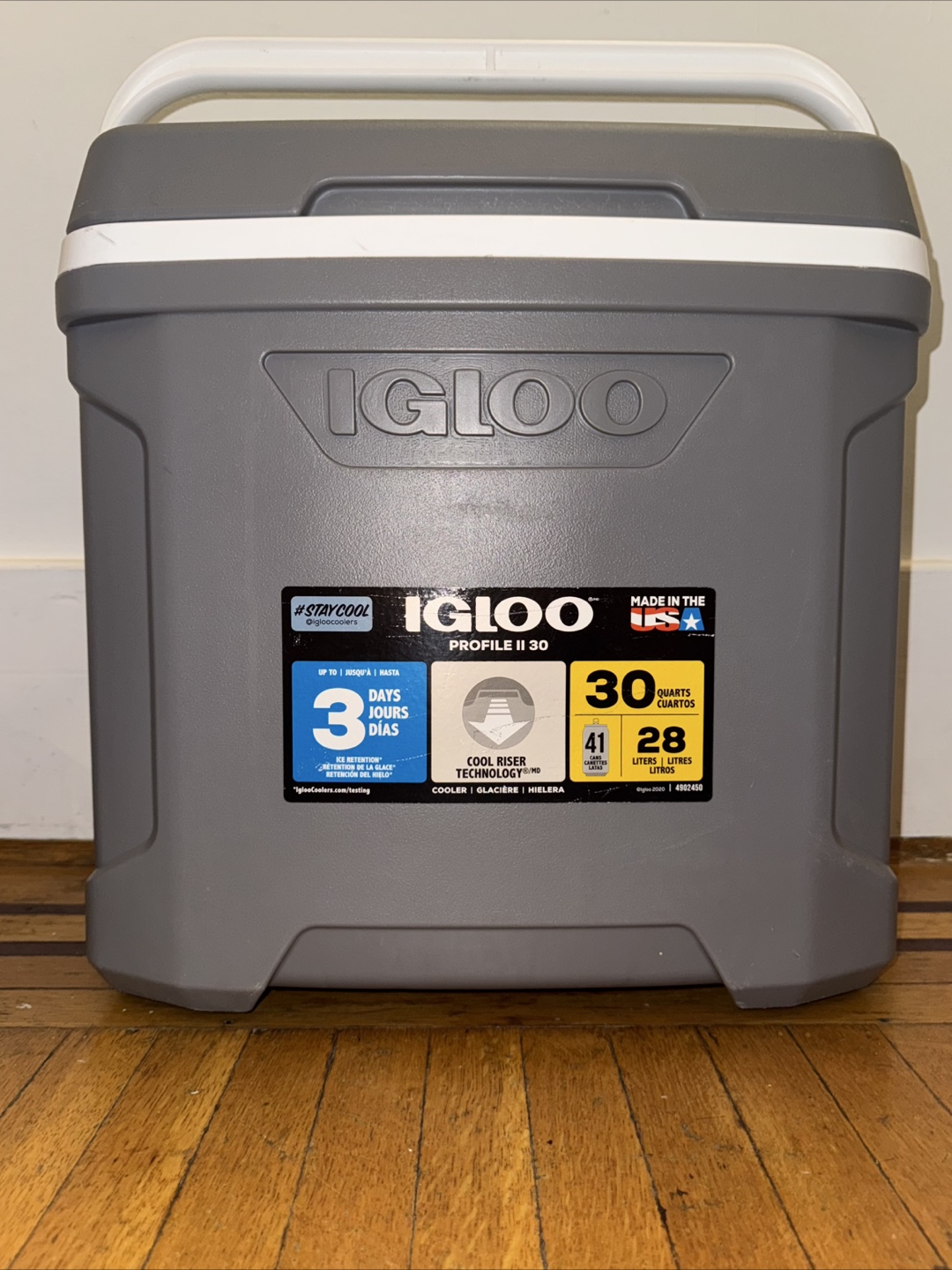 Igloo Profile II 30 Cooler - 30 Quarts