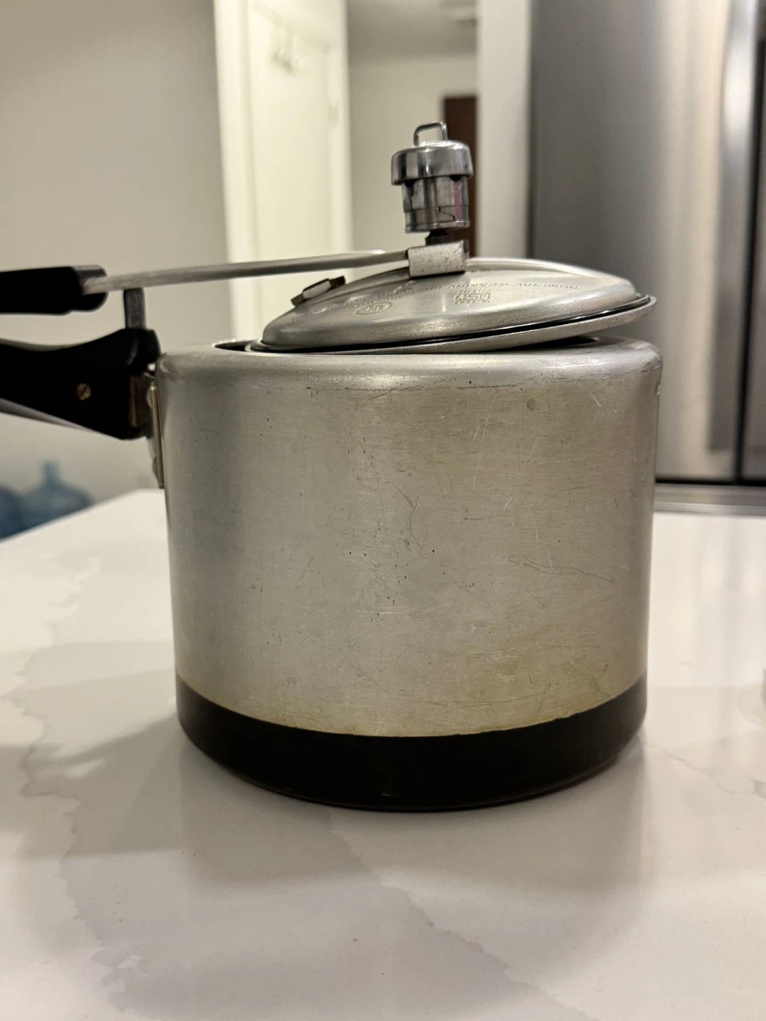 Hawkins Induction base Pressure Cooker - photo 2