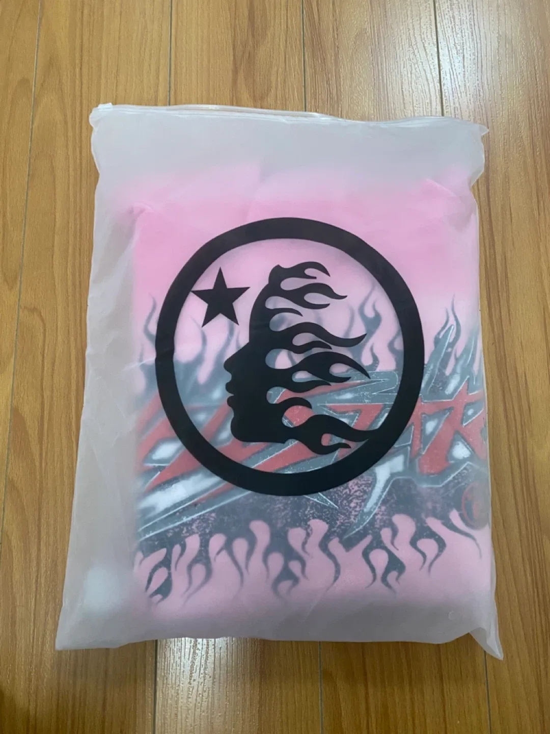 HOODIES (SP5DER, DENIM TEARS, HELLSTAR, CHROME HEARTS, TAALOCS) image indicator(3)