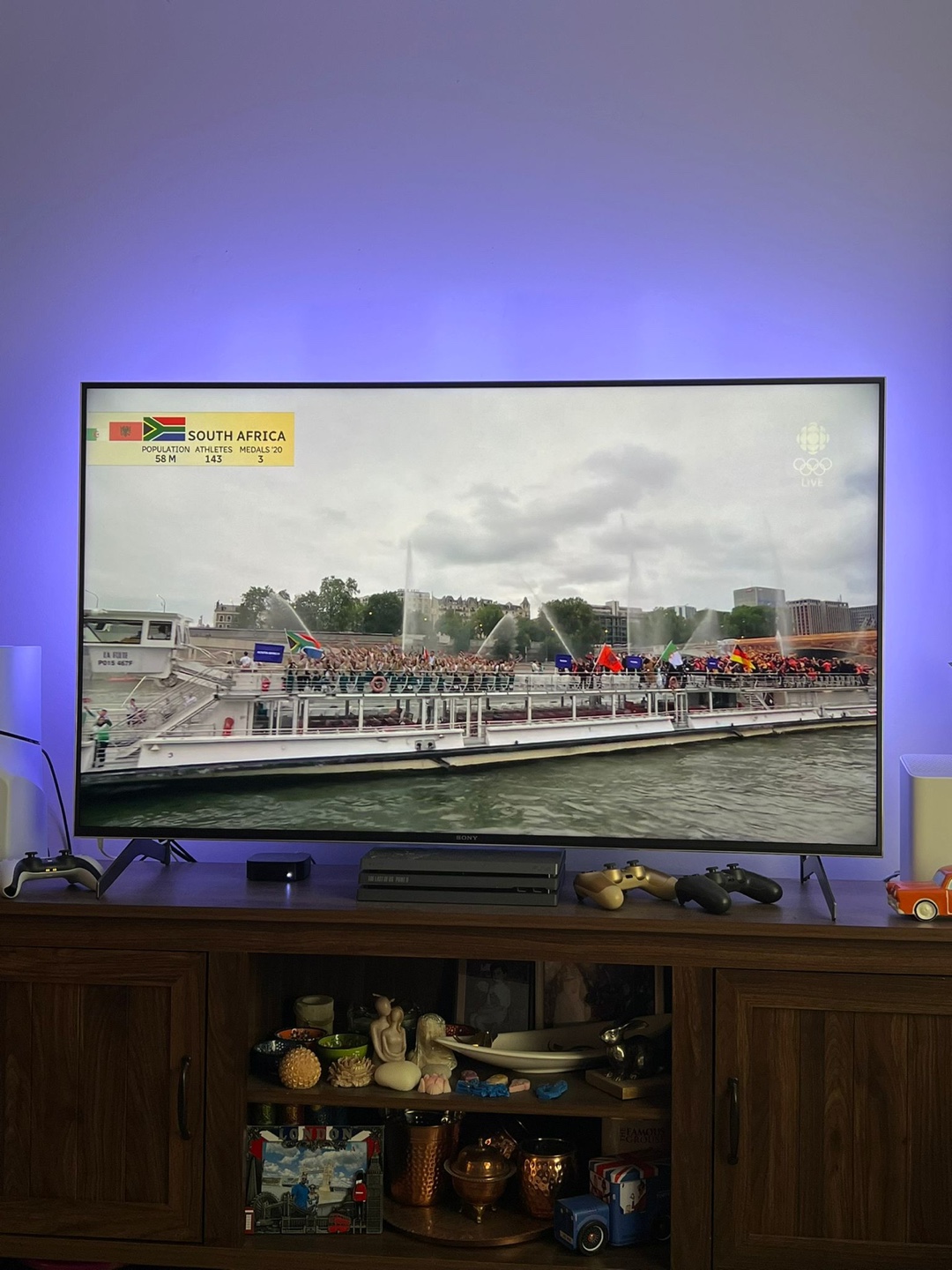 Sony Bravia TV 55 inch X900 - photo 2