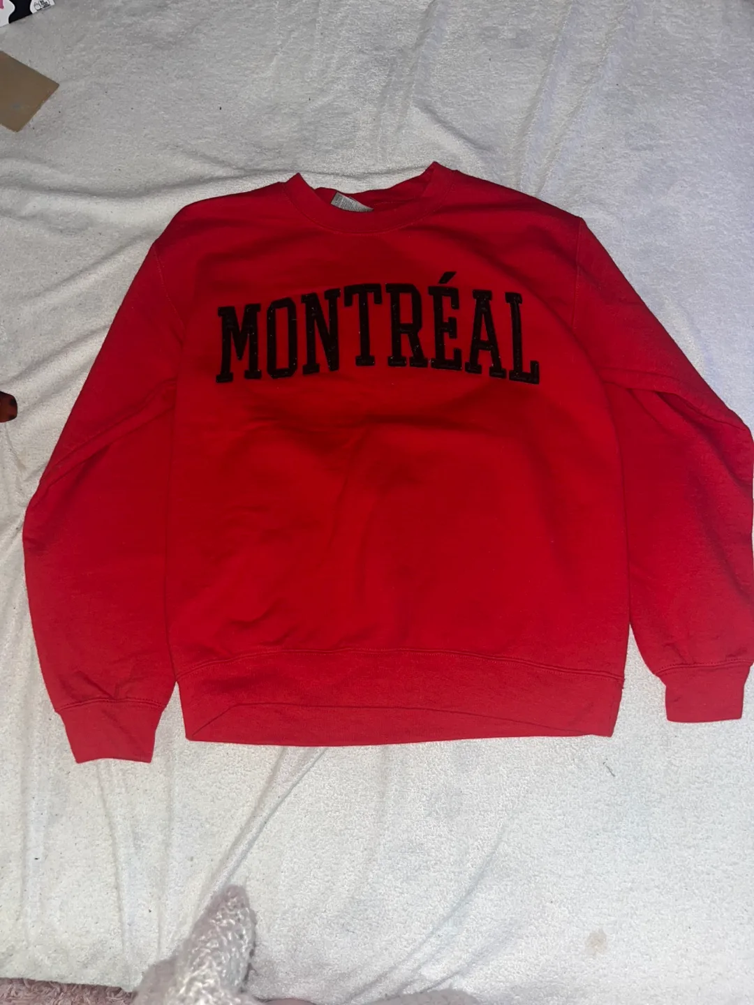 Gildan Montreal Red Sweatshirt thumbnail