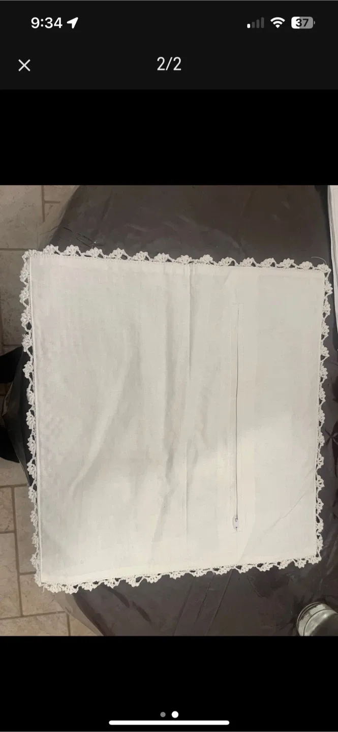 Crocheted Pillow Cover image indicator(2)
