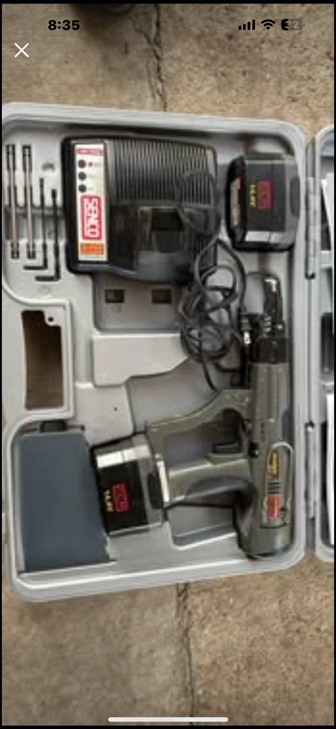SENCO Nail Gun