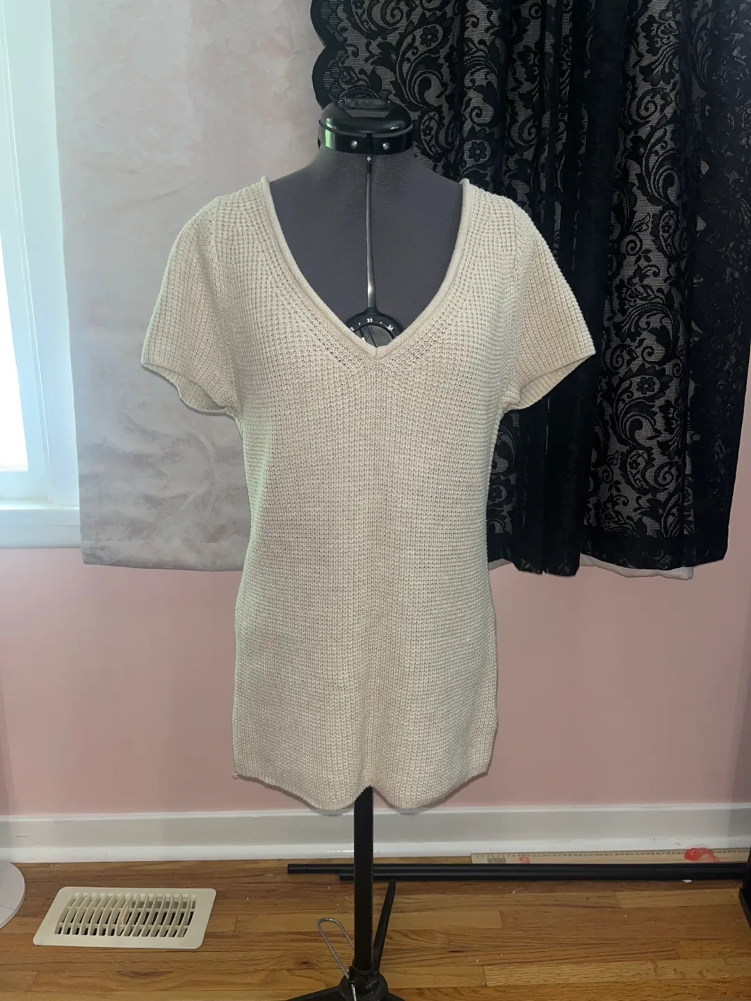 Cream Knit V-Neck Short Sleeve Top thumbnail