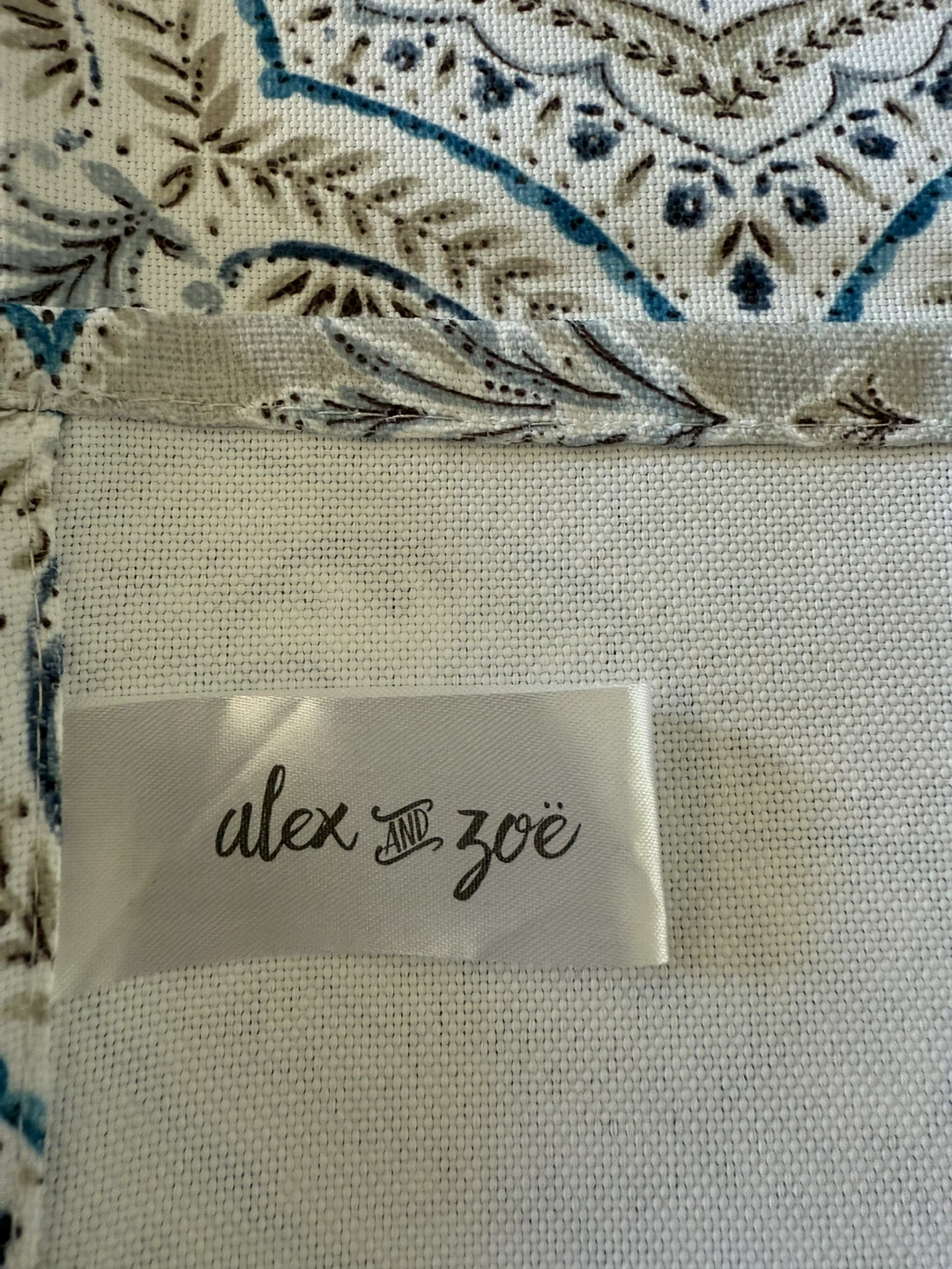 Set of 4 - Alex and Zoe dinner napkins - photo 2