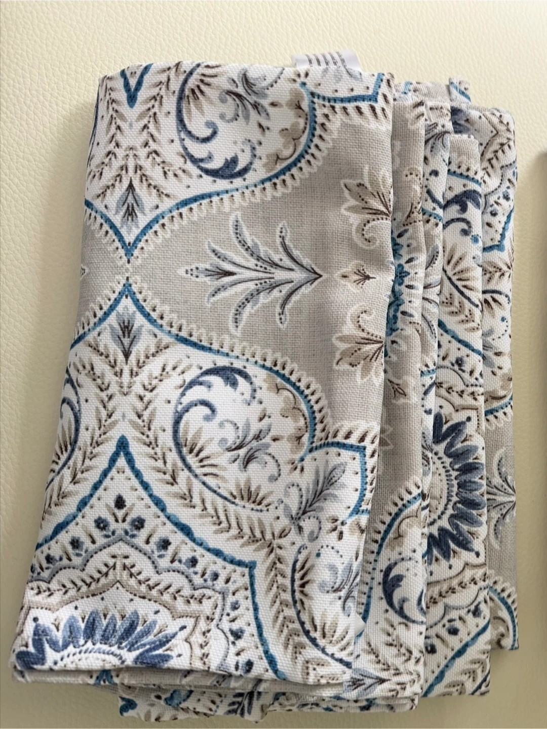 Set of 4 - Alex and Zoe dinner napkins