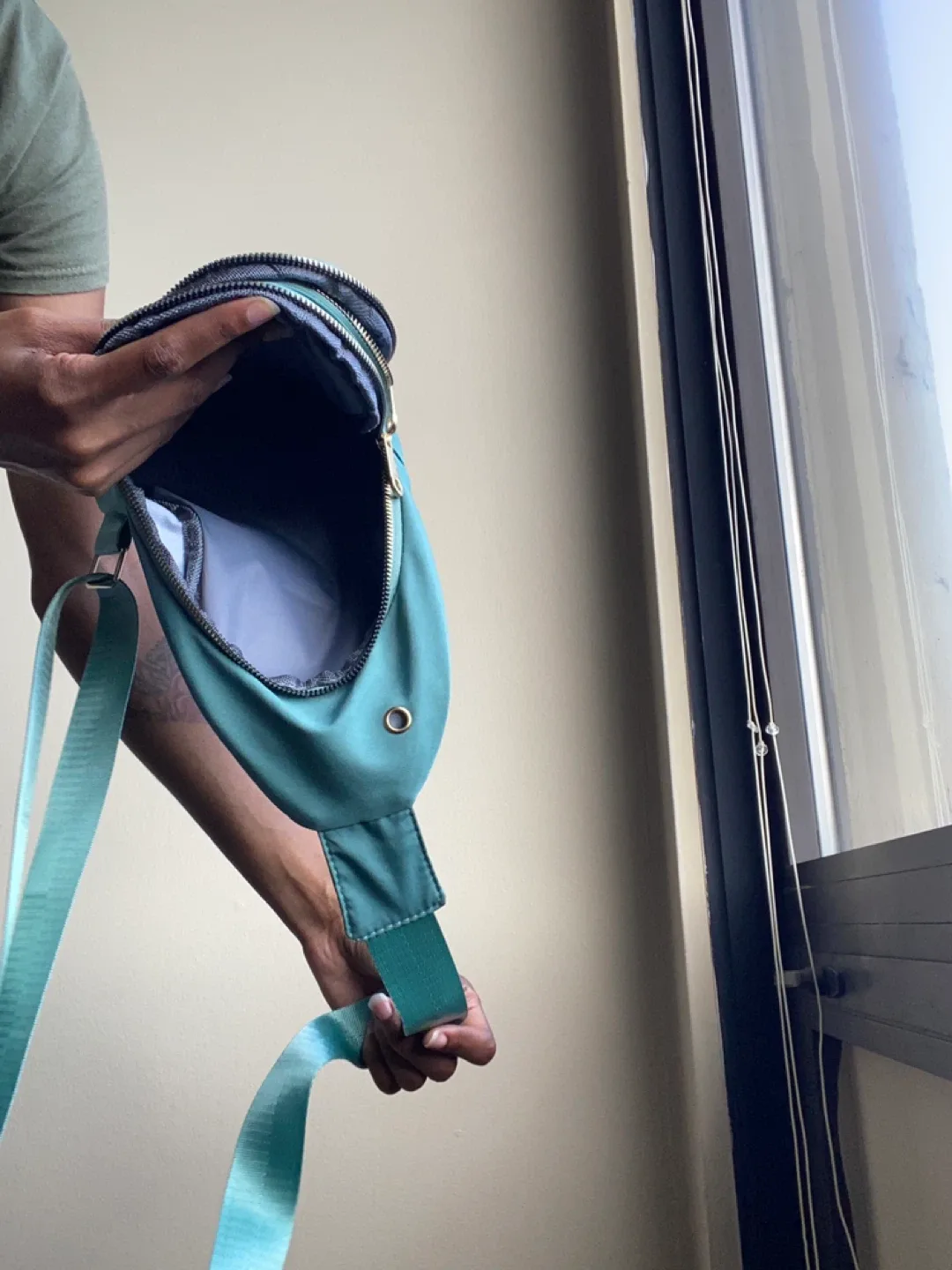 Quilted Sling Bag - Teal🥕 thumbnail