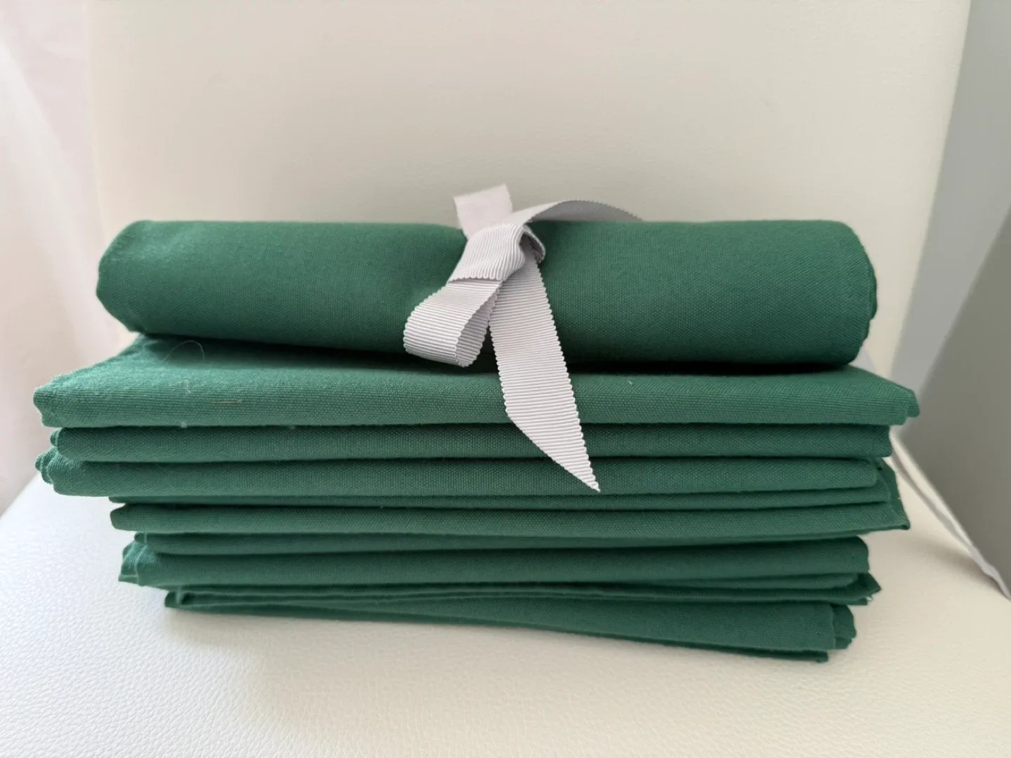 Green quality napkins - set of 12 thumbnail