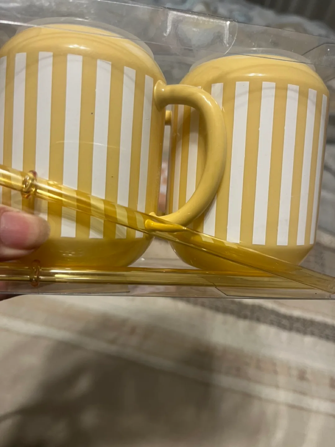New Yellow Striped Mugs Set thumbnail