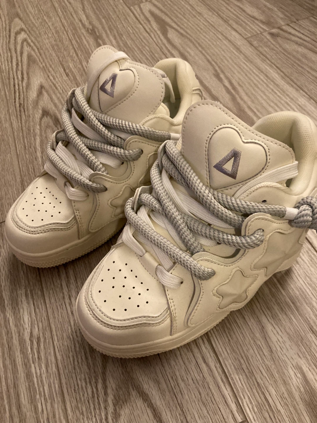 Aelfric Eden White Sneakers - Size 6.5 - photo 4