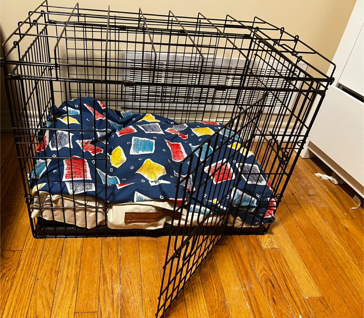 Dog Crate with new mattress