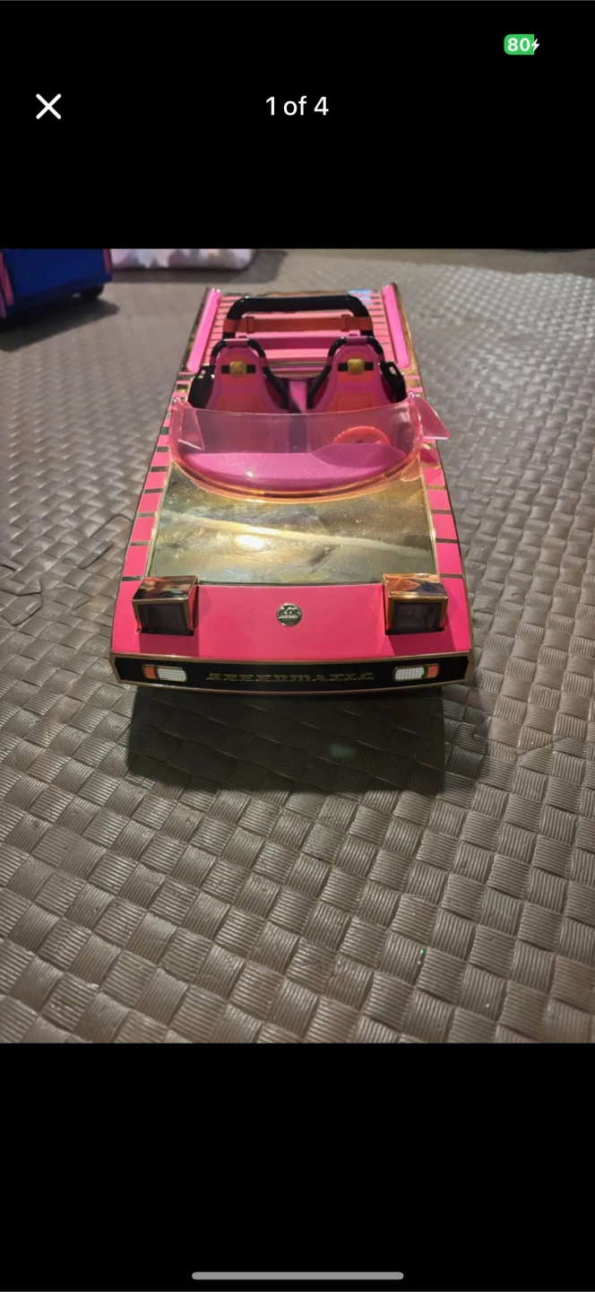LOL Surprise OMG Remix Super Surprise Car - Gold/Pink