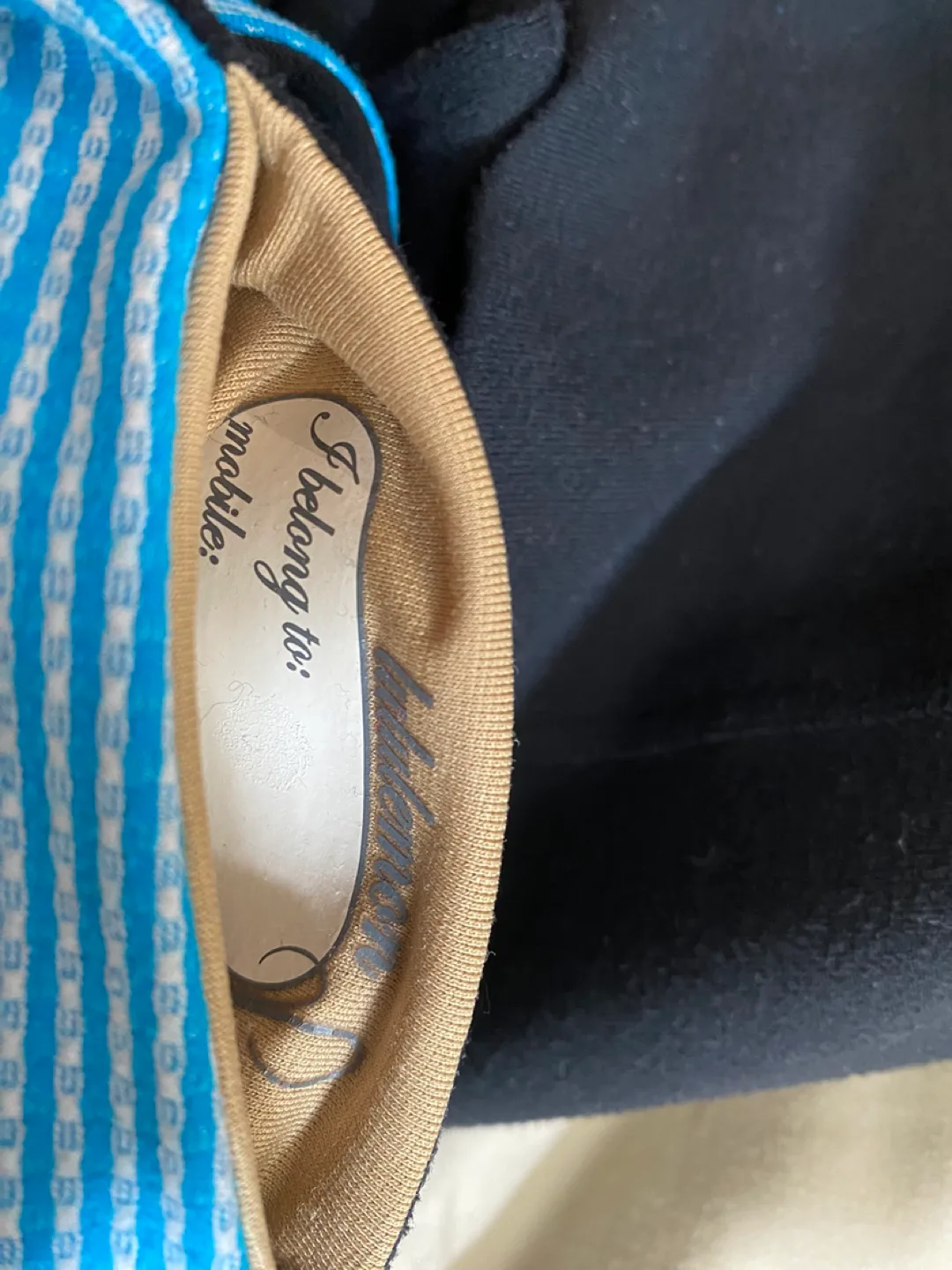 Lululemon Black Yoga Pants - Size 6 image indicator(4)