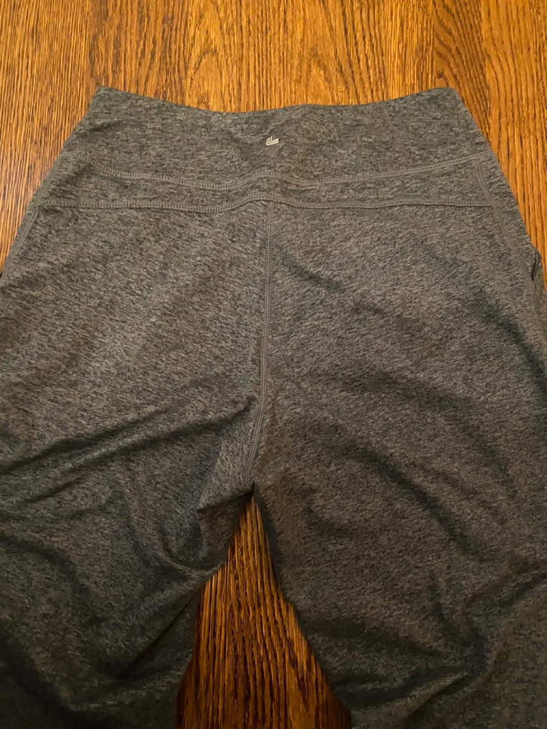 Lot: Jogger Pants Size S (Lole and tuff) image indicator(5)