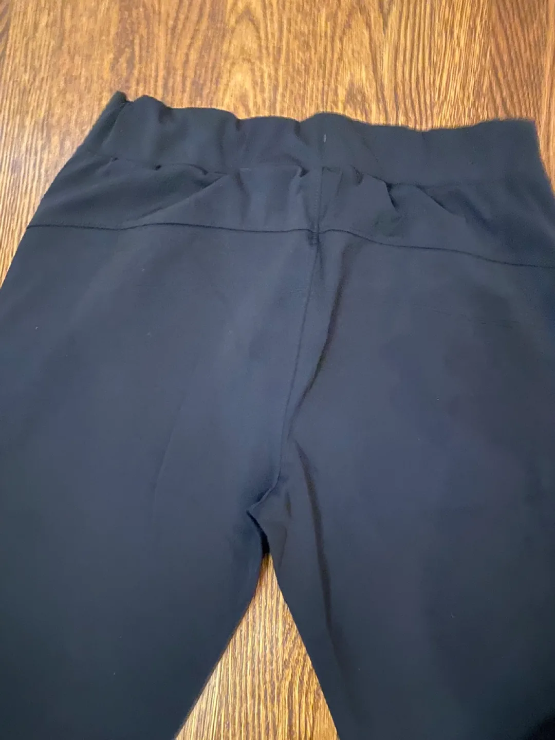 Lot: Jogger Pants Size S (Lole and tuff) image indicator(7)