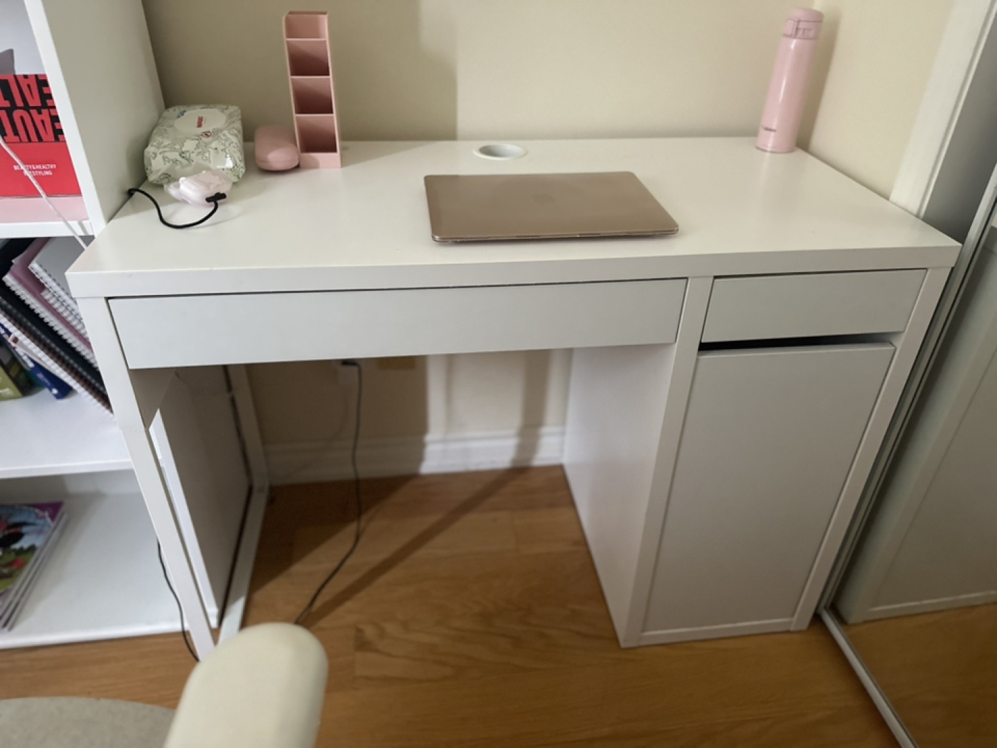 IKEA Micke Desk - White
