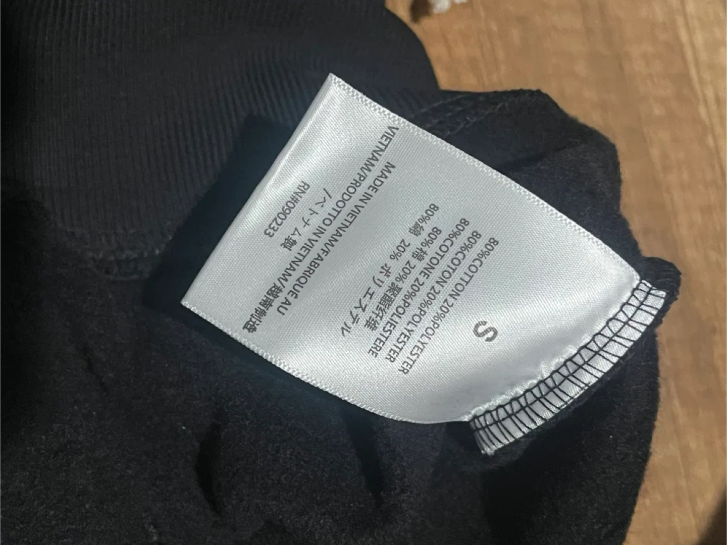 Essentials Fear of God Black Hoodie (Size S-L) image indicator(9)