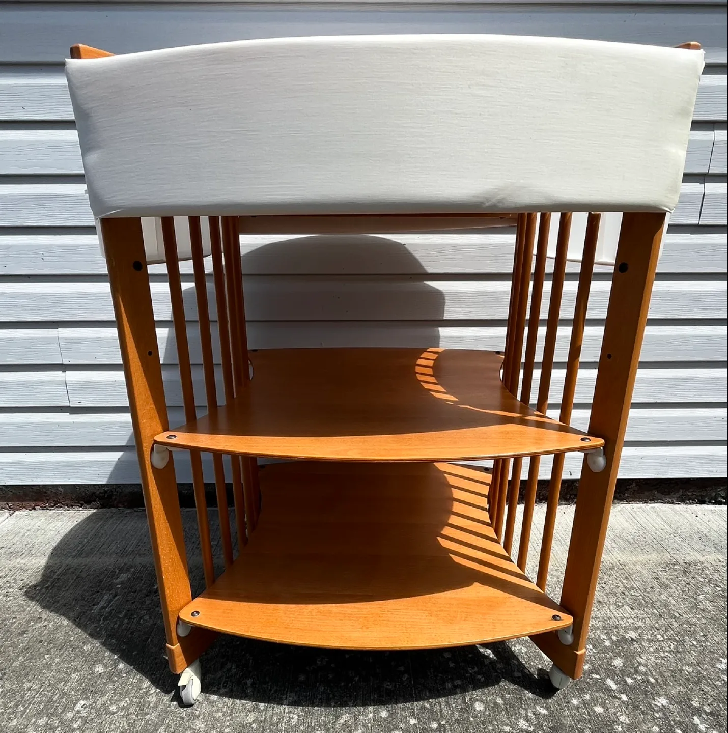 Stokke Care Changing Table - EUC image indicator(4)