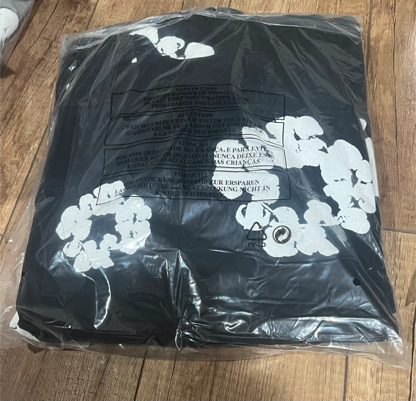 Denim Tear Black  Hoodie + Sweats Set (Medium) - photo 2