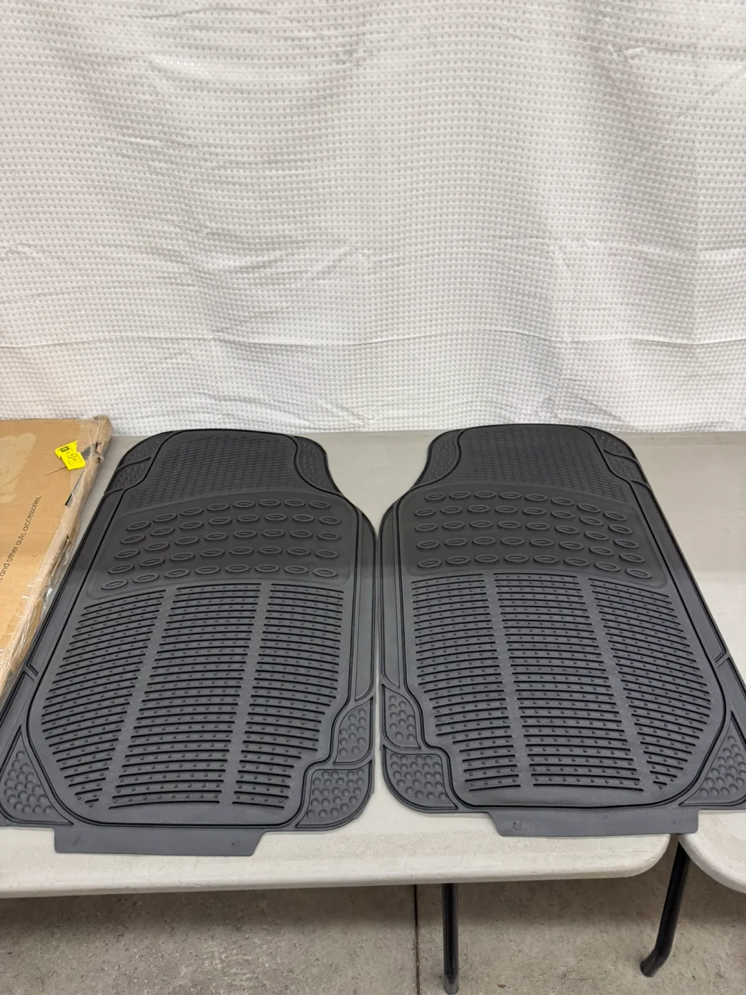 Universal Floor Mats CAR/SUV/TRUCK image indicator(7)