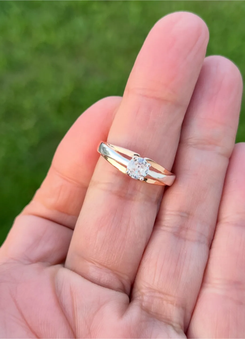 Delicate Gold plated ring with white zircon. Size 7 thumbnail
