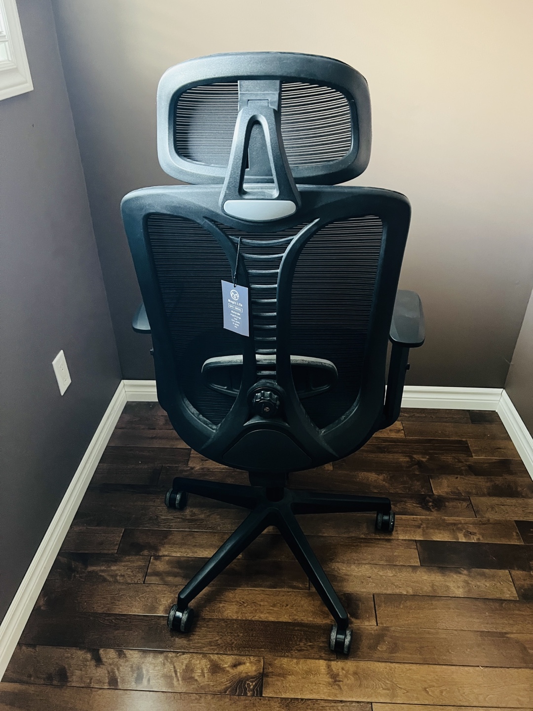 Ergonomic Mesh Office Chair - Black - photo 3