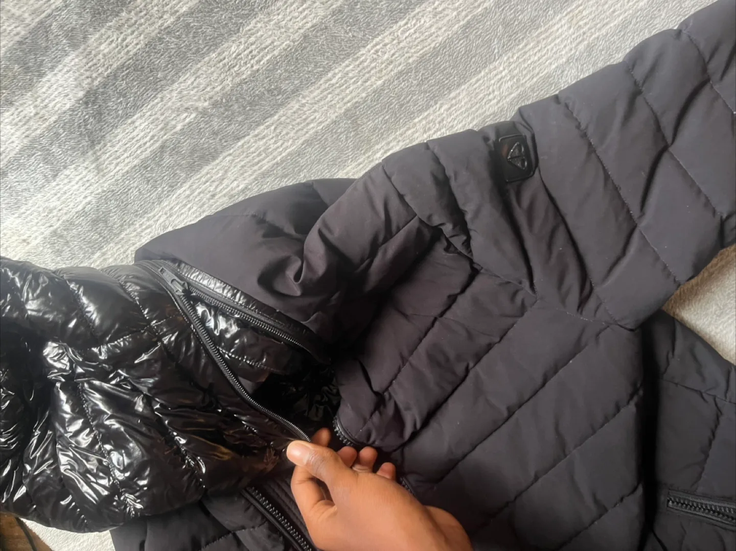 Moose Knuckles Black Puffer Jacket Size M image indicator(2)