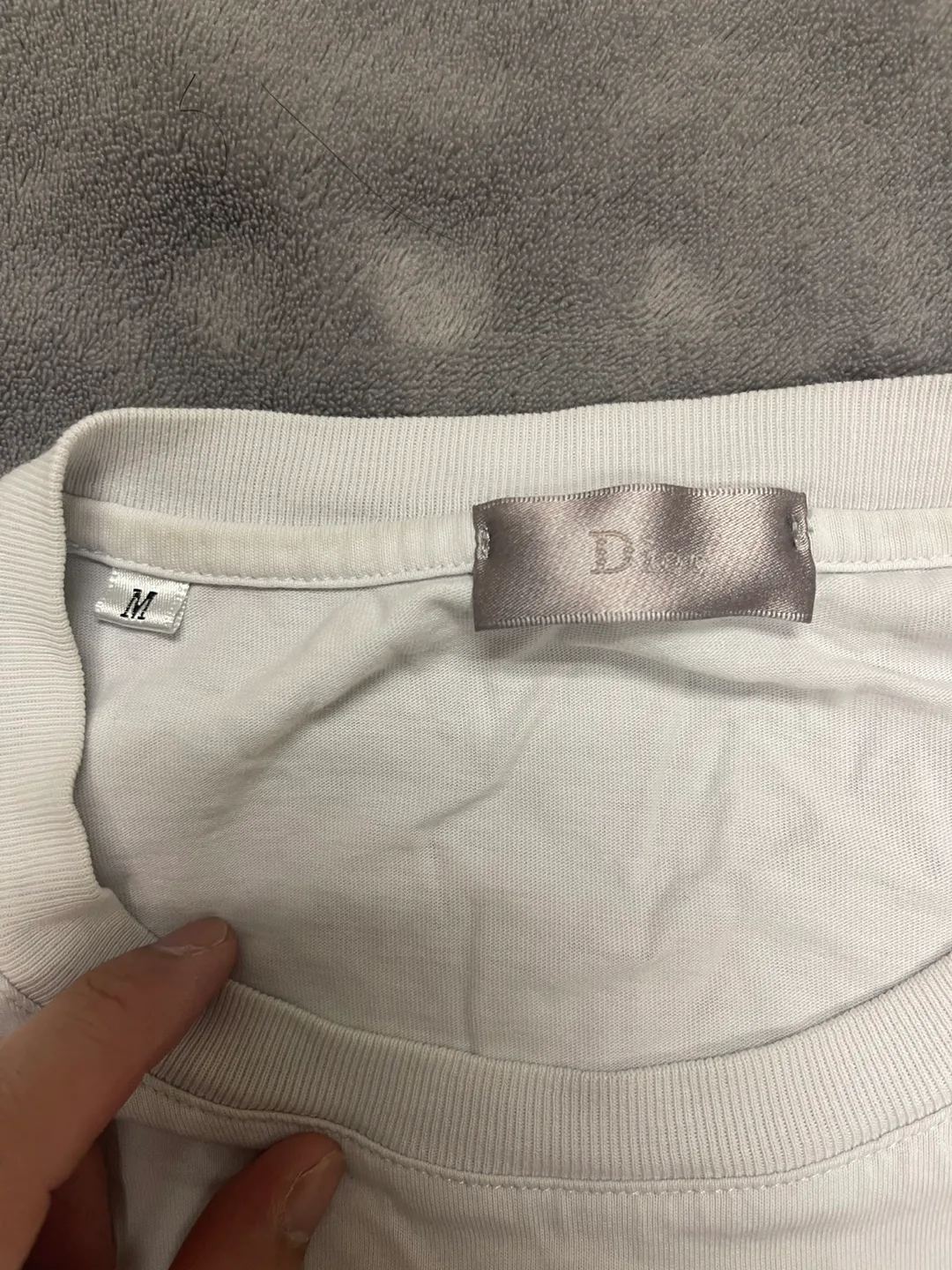 Dior White T-Shirt - Size M image indicator(2)