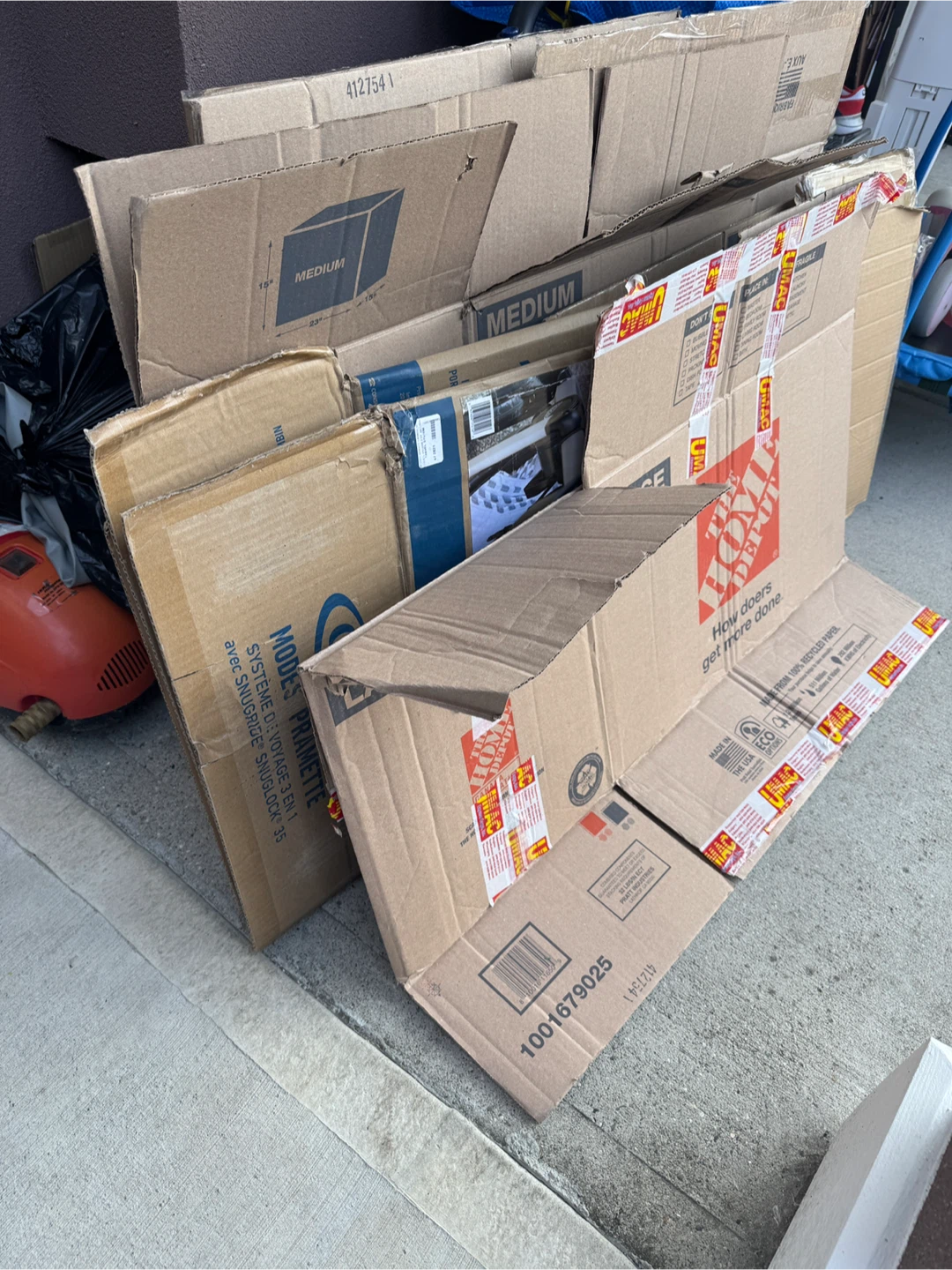 FREE MOVING BOXES