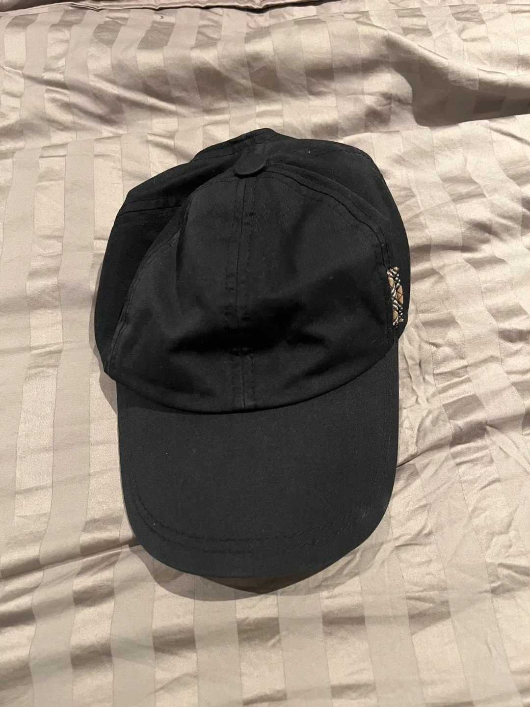 Burberry London Black Baseball Cap - One Size image indicator(3)