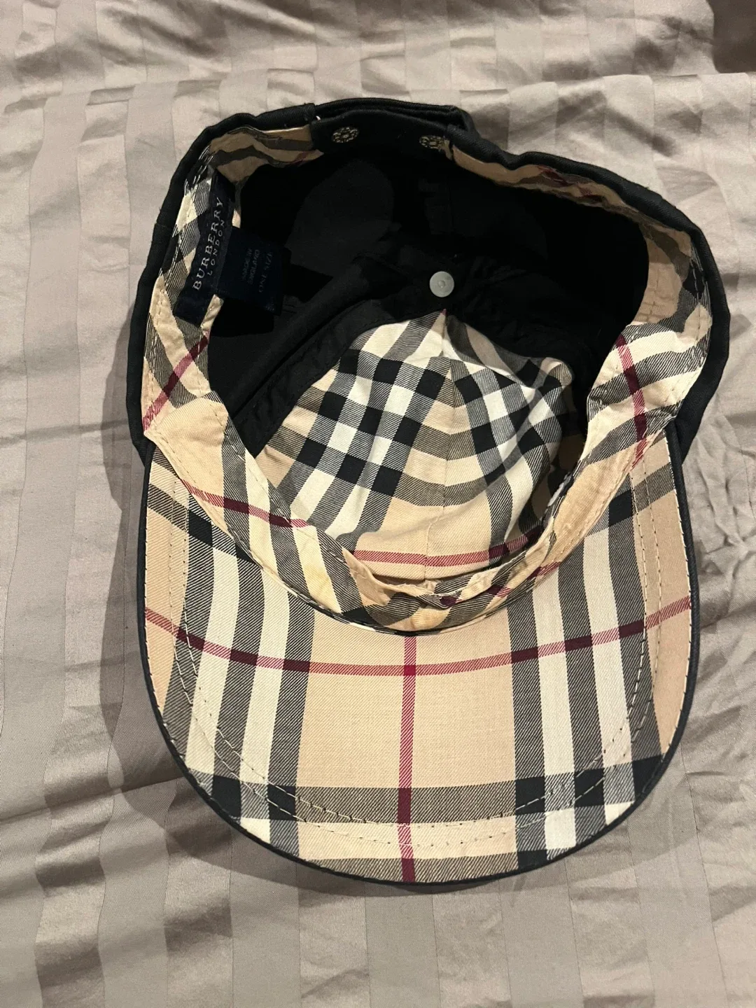 Burberry London Black Baseball Cap - One Size image indicator(2)
