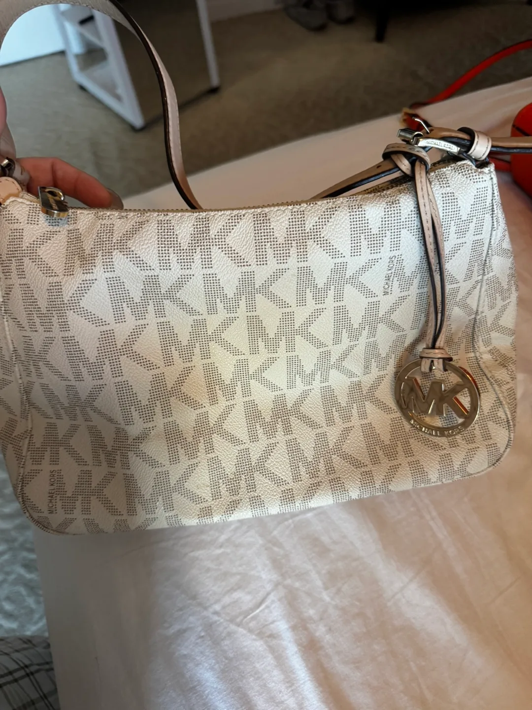 Michael Kors White Handbag thumbnail