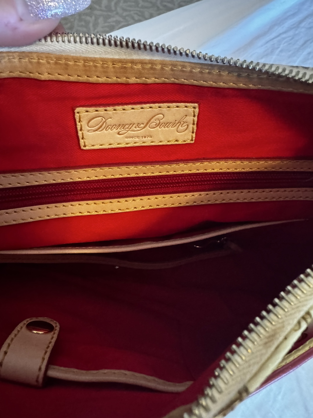 Dooney & Bourke DB 1975 Cream Shoulder Bag - photo 3