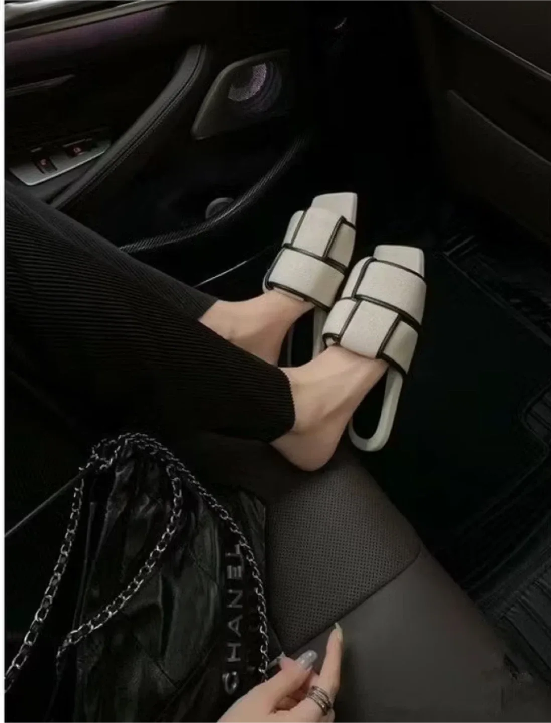 Woven Slides thumbnail