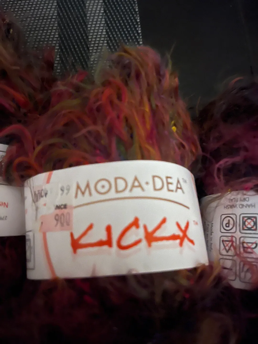 Moda Dea Kicky Yarn, Brown Multi