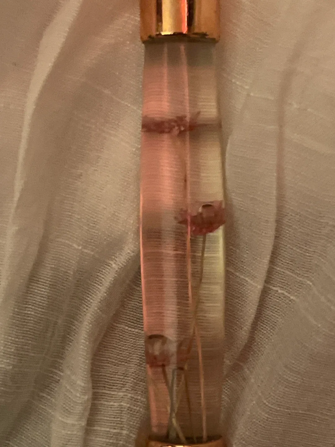 Rose Quartz Facial Roller image indicator(2)