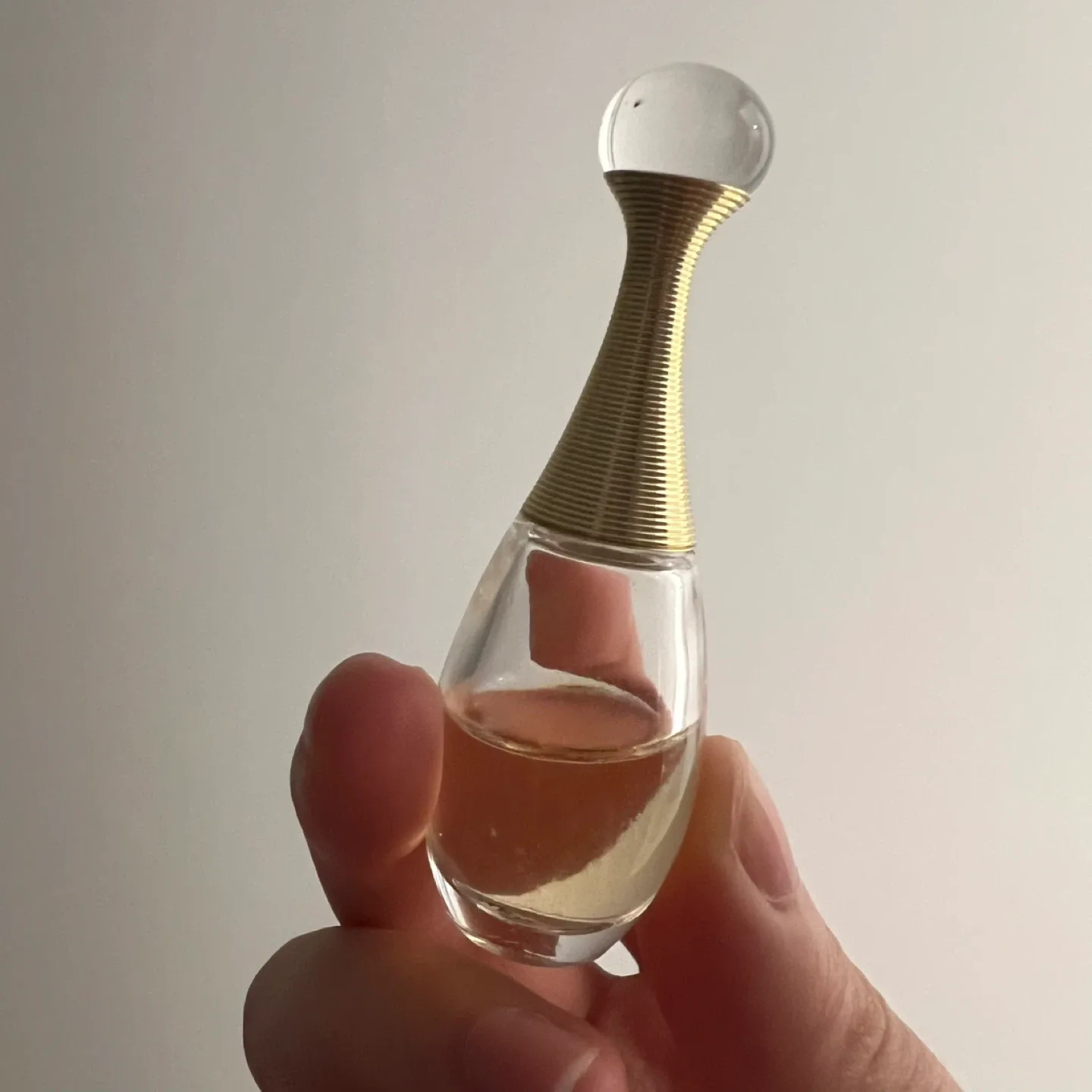 Dior J'adore Eau de Parfum Miniature thumbnail