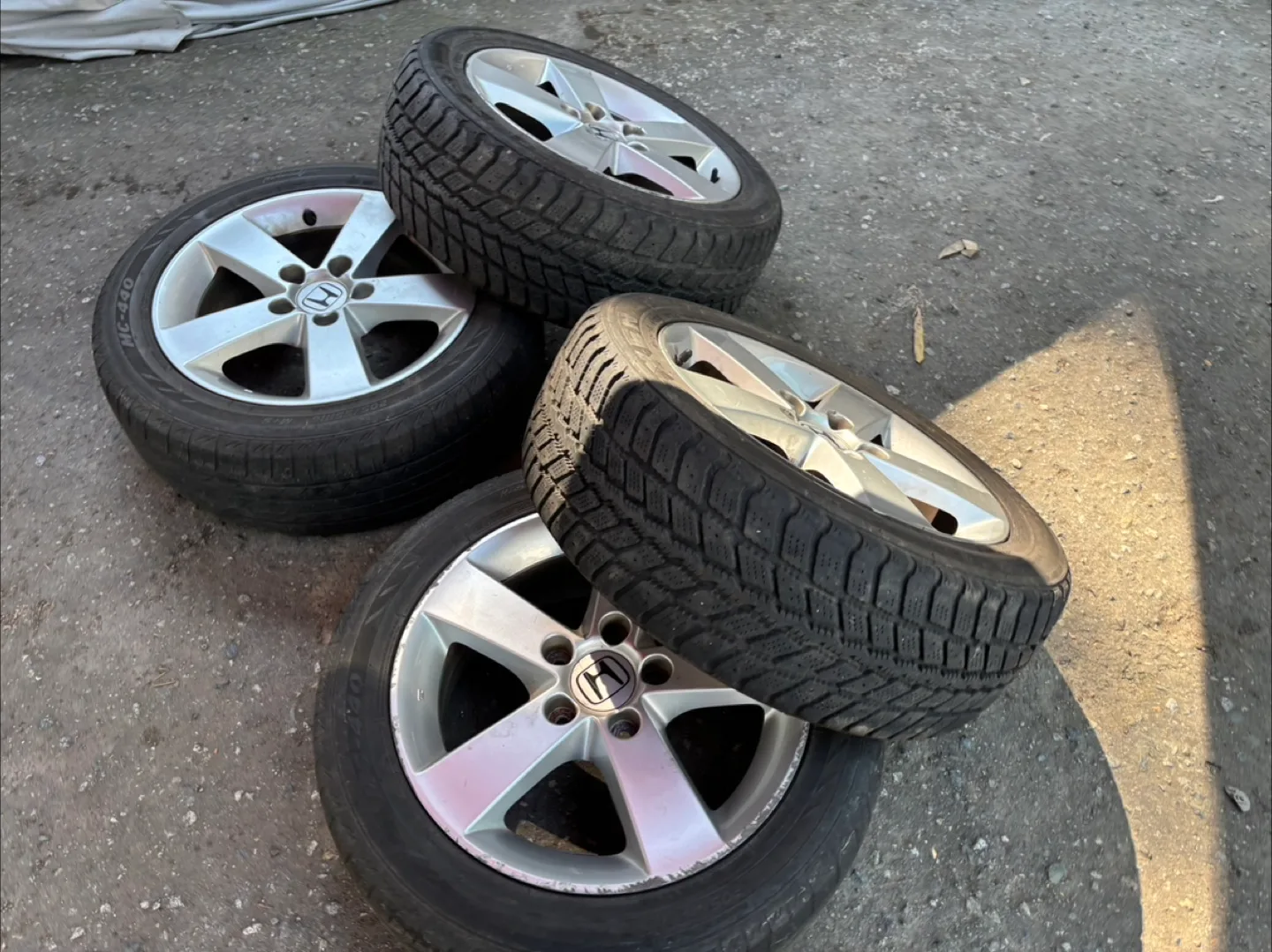 Honda Rims & Tires - Set of 4 image indicator(3)