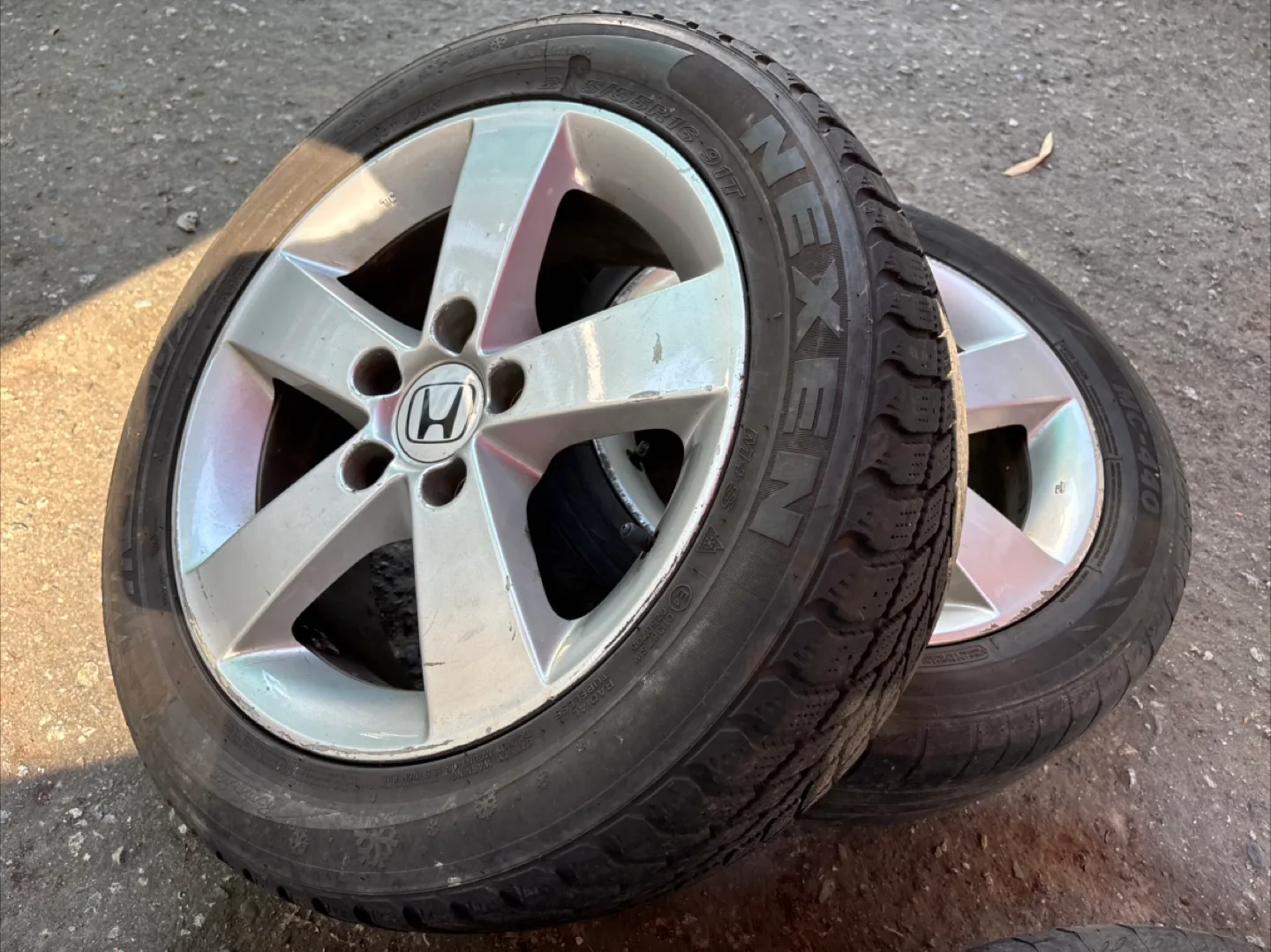 Honda Rims & Tires - Set of 4 image indicator(10)