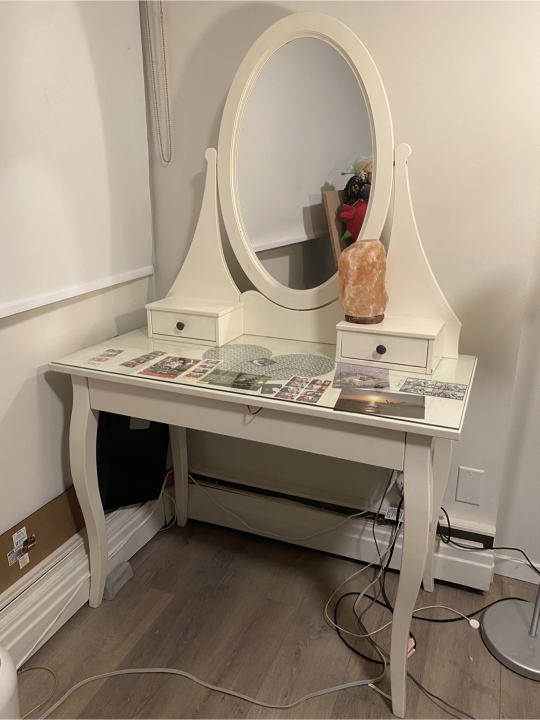 IKEA hemnes White Vanity Table with Mirror - photo 2