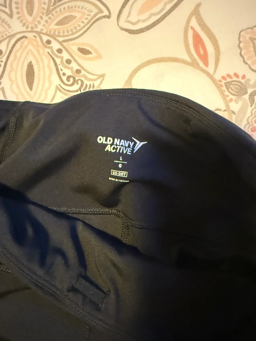 Women Old Navy compression Active Black Leggings🥕 image indicator(6)