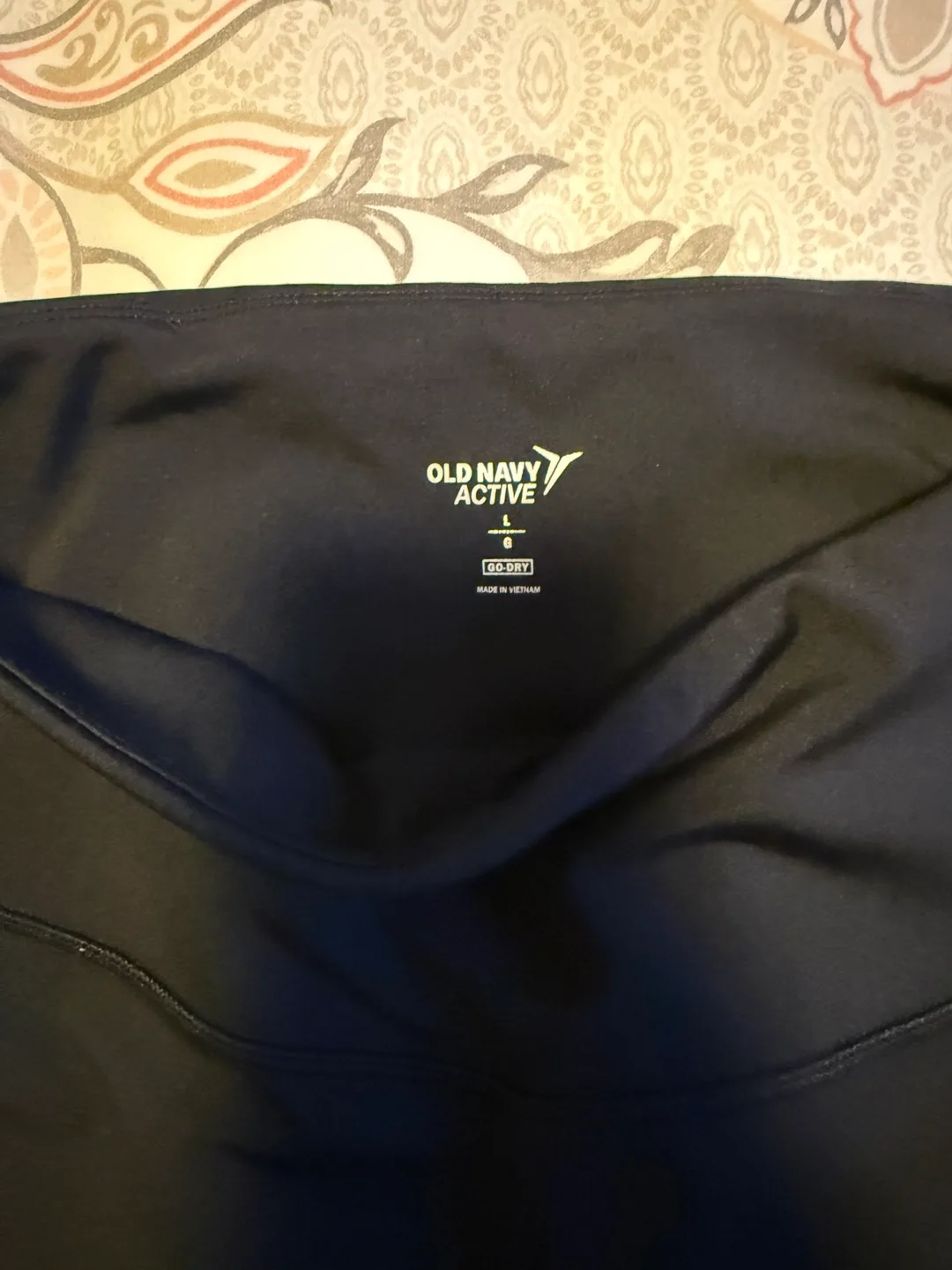Women Old Navy Active Black compression Leggings - Size L🥕 image indicator(3)