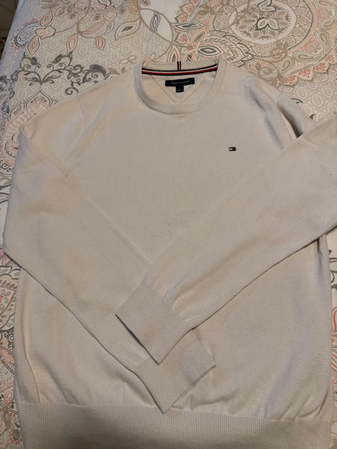 Mens/youth bundle of 6 items. $35 for all 🥕 image indicator(10)